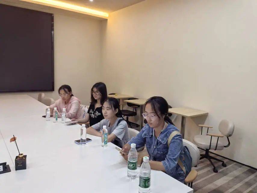 国际数字游民社区：解锁“边工作边度假”的生活密码麻将胡了试玩平台青筑乡野 青峦智驿研究队深入资阳(图2)